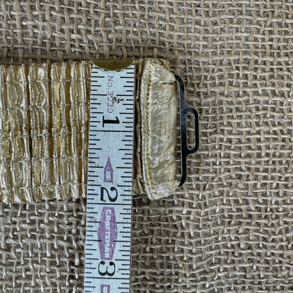 Vintage women’s brand GoodHeart , wide gold metallic stretch belt size S-M 27-32 - Picture 4 of 13